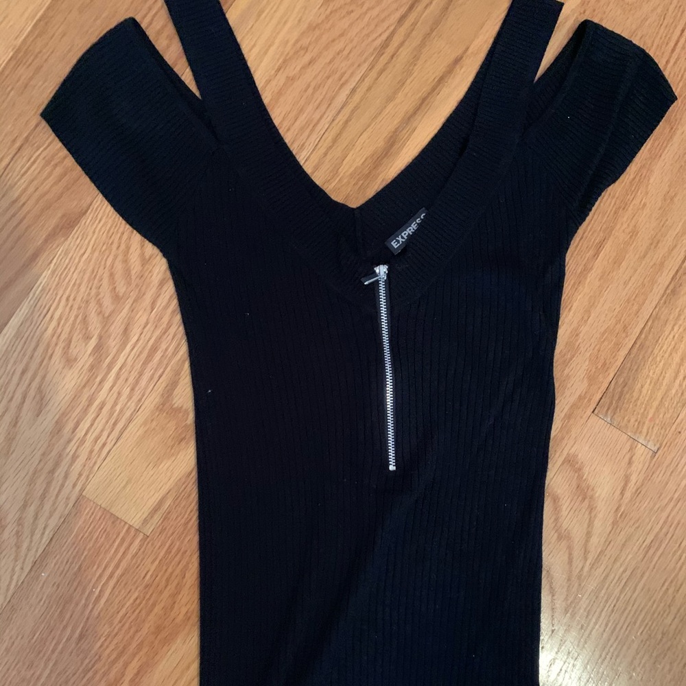 Black express shirt.